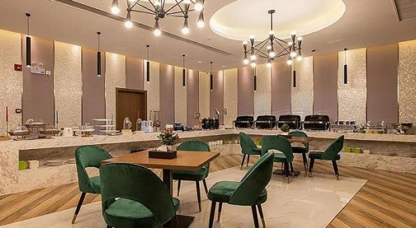 Ibis Styles Wuhan Optics Valley Square Hotel Exterior photo